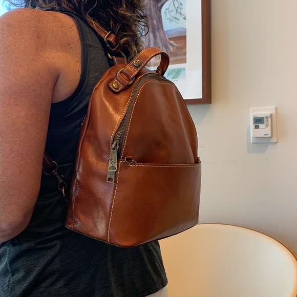 Patricia Nash convertible leather backpack - Picture 10 of 16